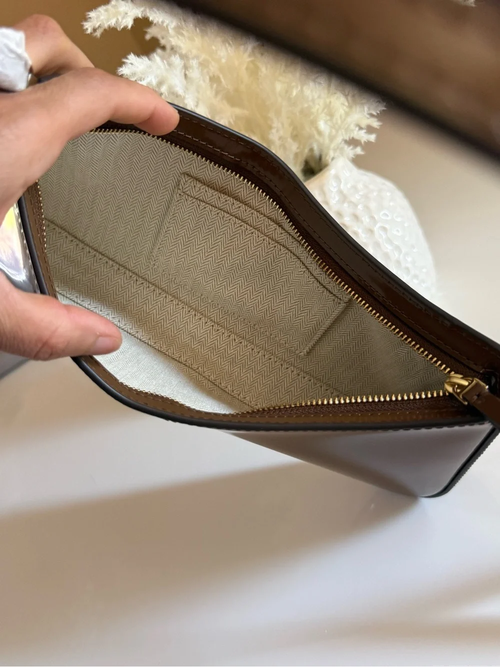NWT , tory burch Emerson smooth shoulder bag brown rich walnut $400